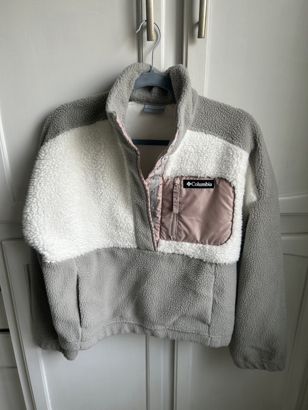 Columbia Colorblock Sherpa Pullover - Gray, White & Blush